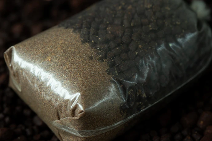 Sticky Baits Bloodworm Active Mix 2,5kg 1 Sticky Baits Bloodworm Active Mix 2,5kg