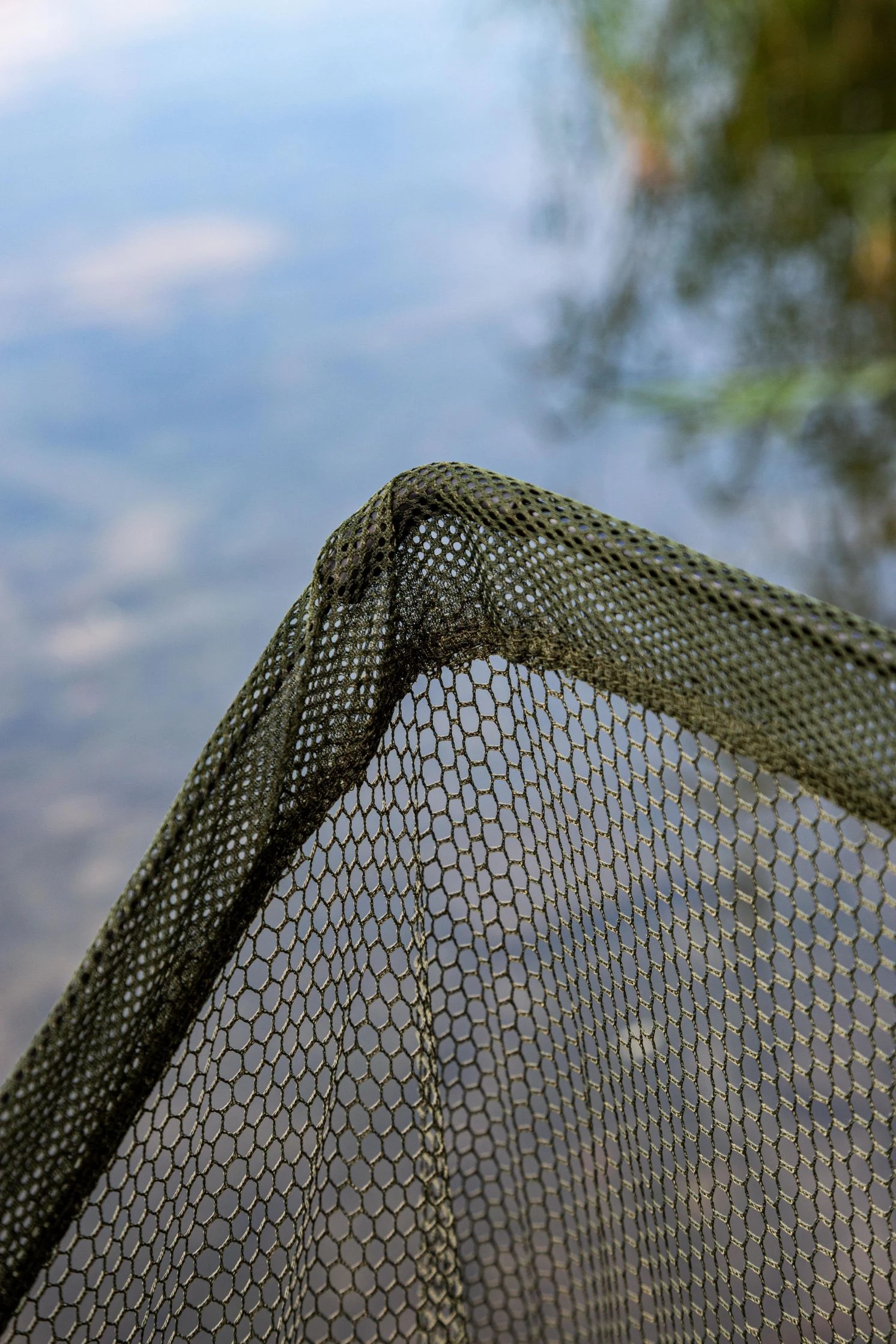 Ultimate DeLuxe Carp Net 42" With 2pcs Carbon Handle 4 Ultimate DeLuxe Carp Net 42" With 2pcs Carbon Handle - Afbeelding 4